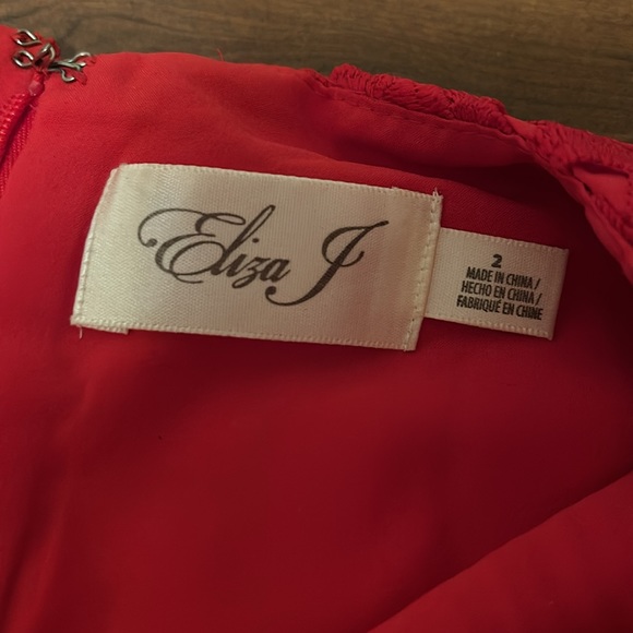 Red Eliza J Dress ❤️ - Picture 5 of 11